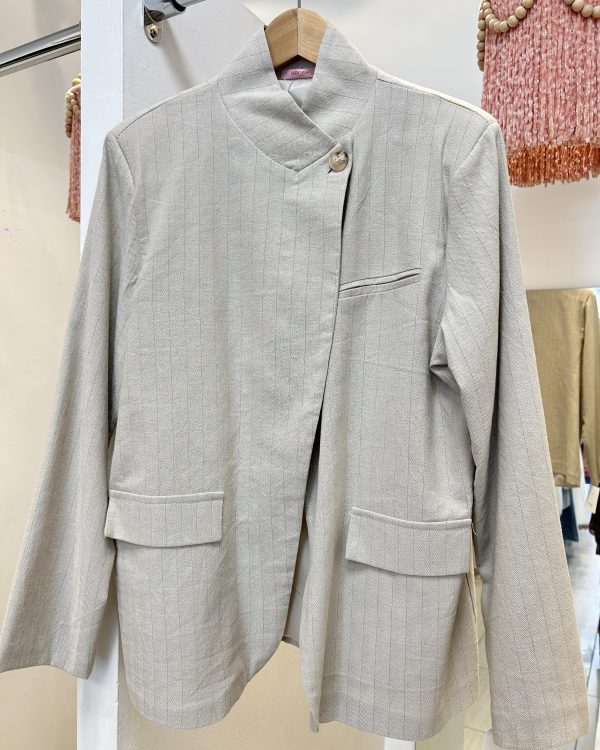 Blazer rayas beige